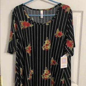 Lularoe Perfect T